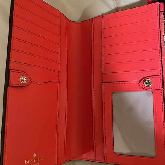 Kate Spade Wristlet - Picture 2 of 3